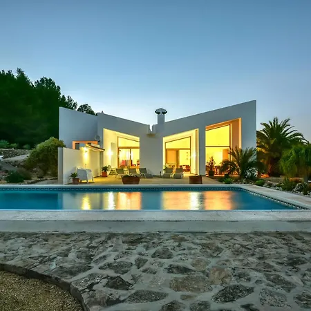 Remi - Plusholidays Benissa