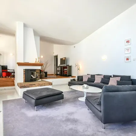 Villa Remi - Plusholidays