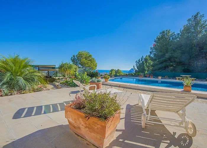 Villa Remi - Plusholidays *