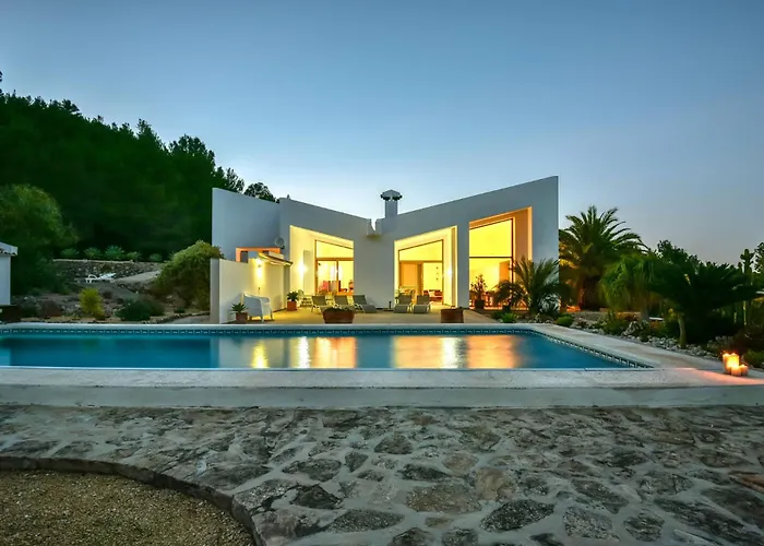 Remi - Plusholidays Benissa